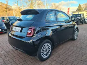 Fiat 500e MJ22 Action 23kWh AUTOMATIK Bild 4