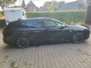 Opel Insignia Insignia Sports Tourer 2.0 BiTurbo Diesel 4x4 Aut Ultimate Exclusive Bild 5