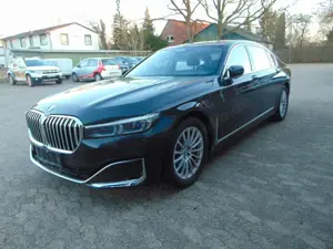 BMW 745