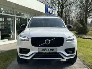 Volvo XC90 B5 D AWD Plus Dark Bild 2