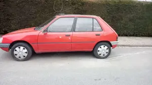 Peugeot 205 Bild 4