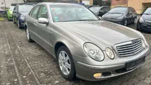 Mercedes-Benz E 200 E 200 Kompressor KEIN ROST/EXPORT Bild 3
