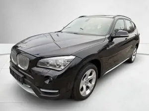BMW X1 20 d xDrive X-LINE  8 FACH/NAVI/PDC