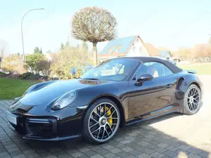 Porsche 991 Turbo S Cabrio - Top Ausstattung - HA-Lenkung