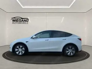 Tesla Model Y Long Range Dual-Motor+AWD+AHK+ Bild 2