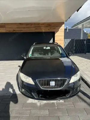 SEAT Exeo