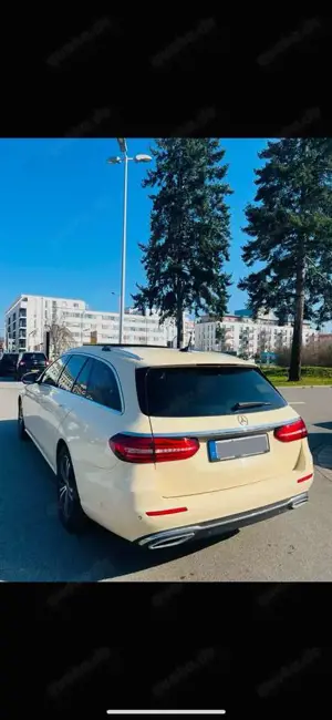 Mercedes-Benz E 220 E 220 d (213.204) Bild 3