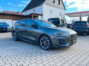 Ford Focus Turnier ST-Line X - Matrix LED, BO, ACC
