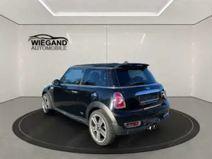 MINI Cooper S Aut.+CHILI+NAVI+PANO+PDC+ Bild 3