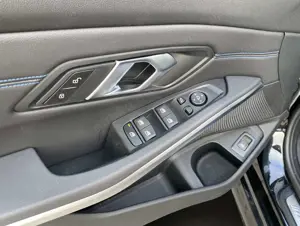 BMW 330 i Touring xDrive M Sport*ACC*HiFi*Kamera* Bild 4