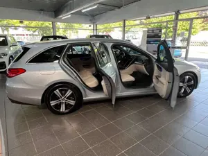 Mercedes-Benz C 220 d T 2x Avantgarde Business+Alarm+Artico+SH