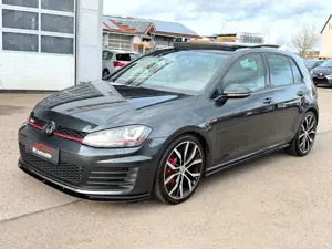 Volkswagen Golf 2.0 TSI DSG GTI Performance Pano_Kamera_Xen