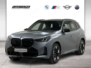 BMW X3 M 50 xDrive Pro AHK ACC 360° Pano HUD HK