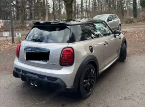 MINI John Cooper Works Aut. Trim Bild 5