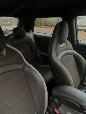 MINI John Cooper Works Aut. Trim Bild 4