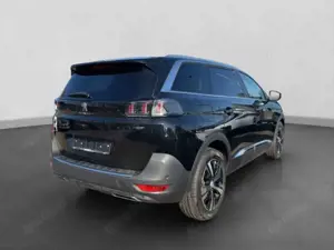 Peugeot 5008 GT 1.2 PT +FOCAL+PANO+CAM+SHZ+NAVI+LED+ Bild 5