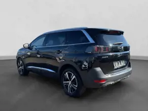 Peugeot 5008 GT 1.2 PT +FOCAL+PANO+CAM+SHZ+NAVI+LED+ Bild 3