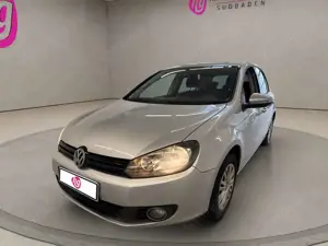 Volkswagen Golf VI Trendline 1 HAND. KLIMA 5-TÜRIG TÜV NEU