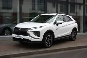 Mitsubishi Eclipse Cross 2.4 PHEV 4x4 Navi/Kam/Sitzhzg/Ahk Bild 2