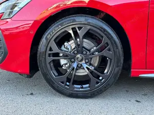 Audi A3 S line 30TFSI AHK HUD PANO SONOS Bild 5