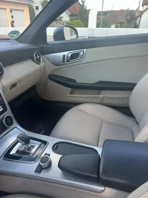 Mercedes-Benz SLC 180 SLC 180 (172.431) Bild 3