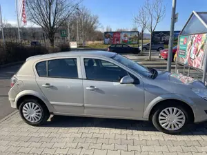 Opel Astra 1.6 Catch me