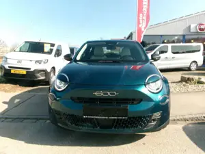 Fiat 600 1.2 Hybrid T3 81 kW DCT BUSINESS EDITION Bild 2