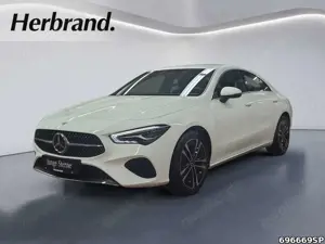Mercedes-Benz CLA 180 Progressive  LED Lenkradhzg.Kamera 18LM