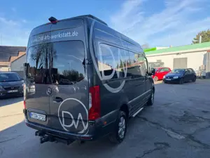 Mercedes-Benz Sprinter III Tourer RWD/AWD 319 CDI RWD L2 Bild 3