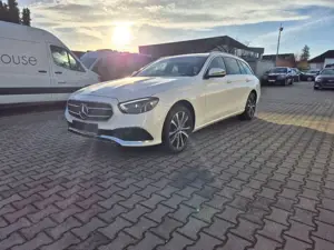 Mercedes-Benz E 300 e T Avantgarde AHK, LED, Rückfahrkamera, AppleCarp Bild 3