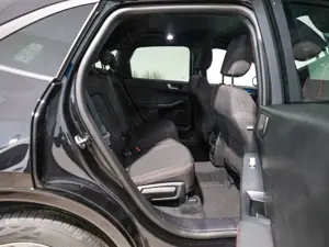 Ford Kuga ST-Line 1.5l EcoBoost +LED+AHK+BLIS Bild 4