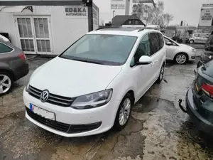 Volkswagen Sharan 7-Sitzer 2.0 TDI DSG BMT/ TÜV NEU/ NAVI
