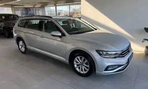 Volkswagen Passat Variant Passat*Variant*Business*Navi*Sitzh*APP*ACC*LED*
