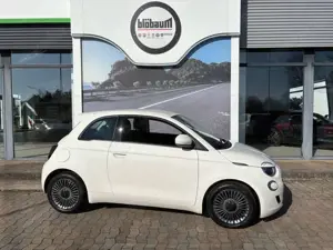 Fiat 500e Icon Navi DAB Klimaaut. Temp. SHZ uvm.