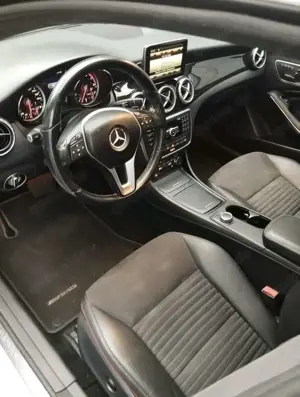 Mercedes-Benz CLA 250 7G-DCT AMG Line/ SHZ/ HK Anlage Bild 5