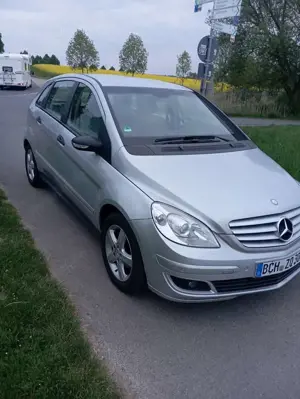 Mercedes-Benz B 170