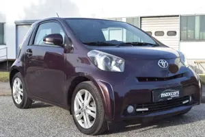 Toyota iQ