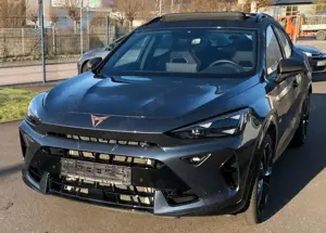 CUPRA Formentor VZ 2TSI Akrapovic/ Pano SD/ 5 Jahre HG