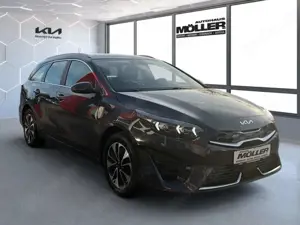 Kia Ceed SW / cee'd SW 1.6PHEV Spirit el. Heckklappe Navi Kamera Totwinke Bild 3