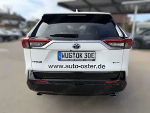 Toyota RAV 4 Plug-in-Hybrid Teamplayer Bild 5