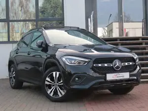 Mercedes-Benz GLA 200 d Autom. Leder Sitzheizung Night-Paket