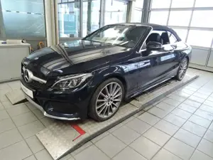 Mercedes-Benz C 250 Cabriolet AMG/19"/Multibeam/Comand/