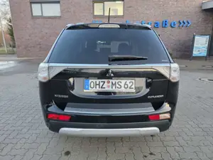 Mitsubishi Outlander Bild 3