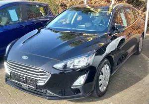 Ford Focus TURNIER COOLCONNECT NAVI TEMPOMAT SITZHEIZUNG PPS