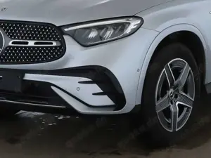 Mercedes-Benz GLC 300 de 4M AMG+MEMORY+TOTW+AMBIENTE+AHK+STDHZ Bild 5