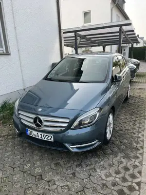 Mercedes-Benz B 200 BlueEFFICIENCY Edition 1