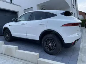 Jaguar E-Pace P200 AWD