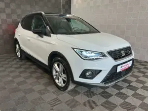 SEAT Arona 1.0 TSI*FR*LED-ACC-KESSY-R.KAM-SHZ-TOT.W