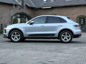 Porsche Macan Basis PANORAMA-DACH*KAMERA 360*PASM* Bild 5