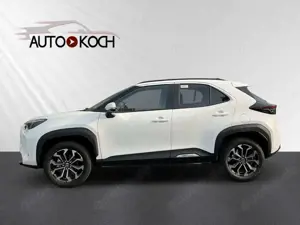 Toyota Yaris Cross Hybrid FWD Teamplayer 1.5 VVT-iE EU6e Navi LED App Bild 3